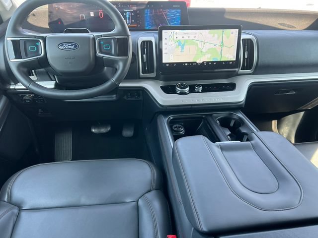 Certified 2025 Ford Expedition Max Active AWD/4WD image 2