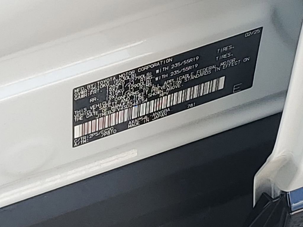 Certified 2025 Toyota RAV4 XSE image 50