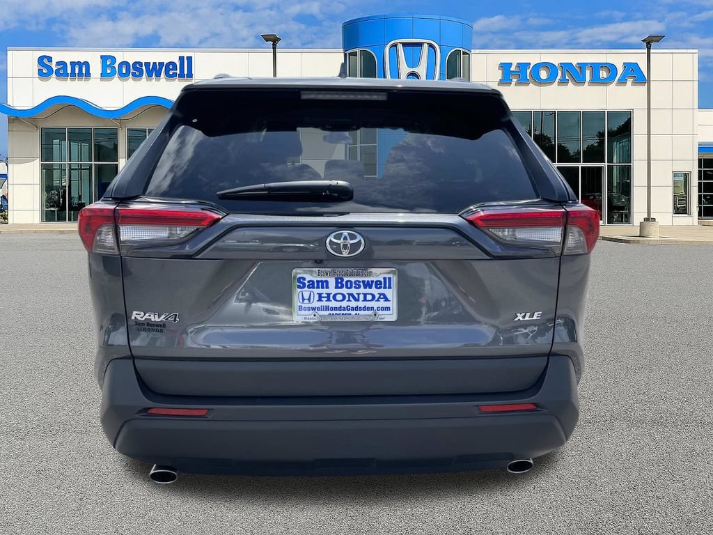 Used 2023 Toyota RAV4 XLE FWD image 5