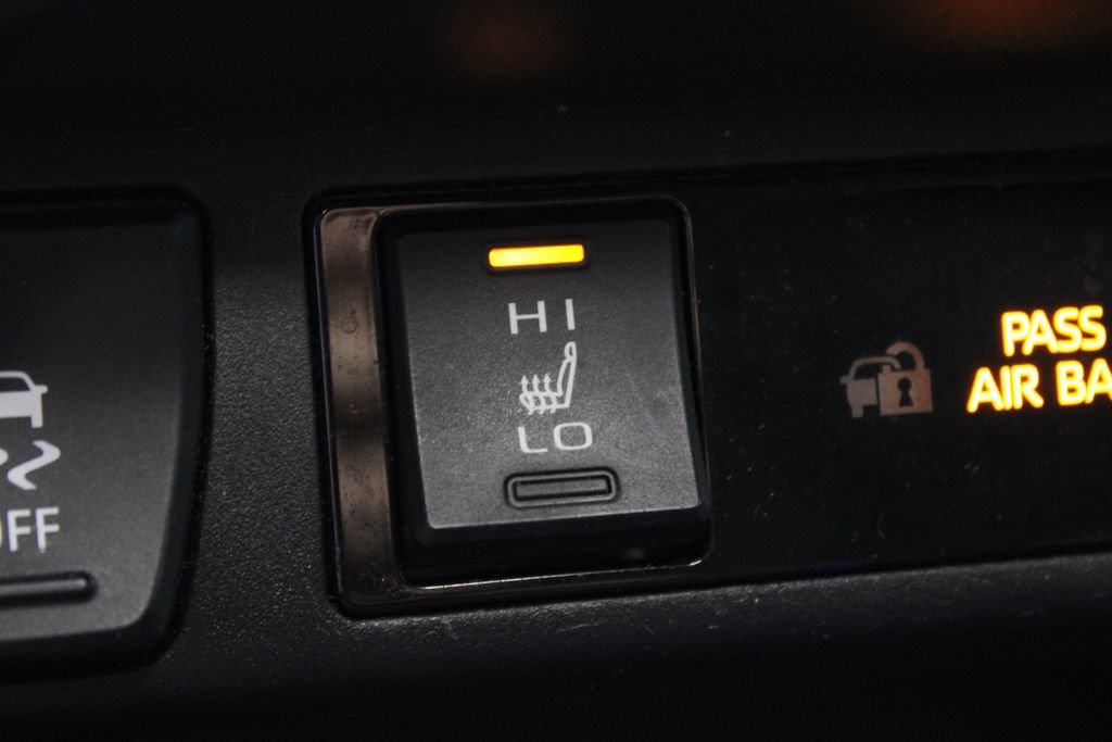 Used 2023 Toyota RAV4 SE w/ Convenience Package AWD/4WD image 32