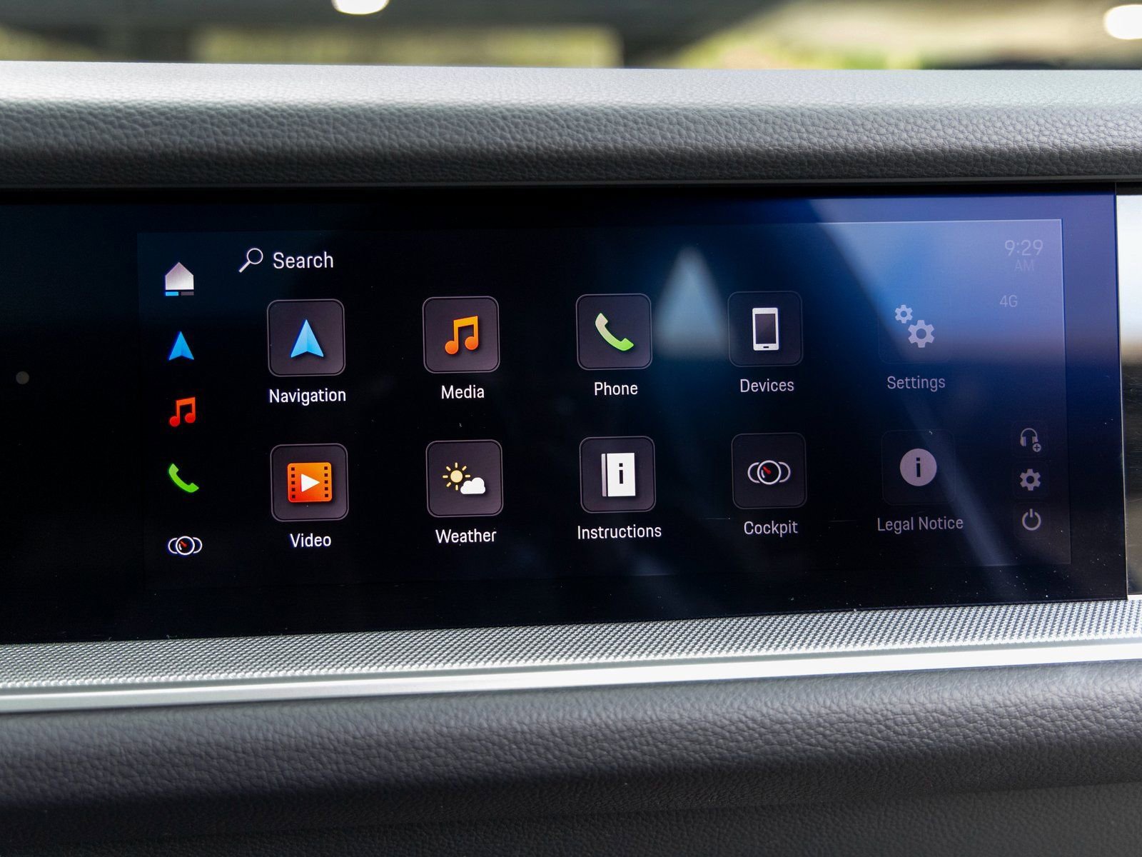 Certified 2025 Porsche Cayenne image 54