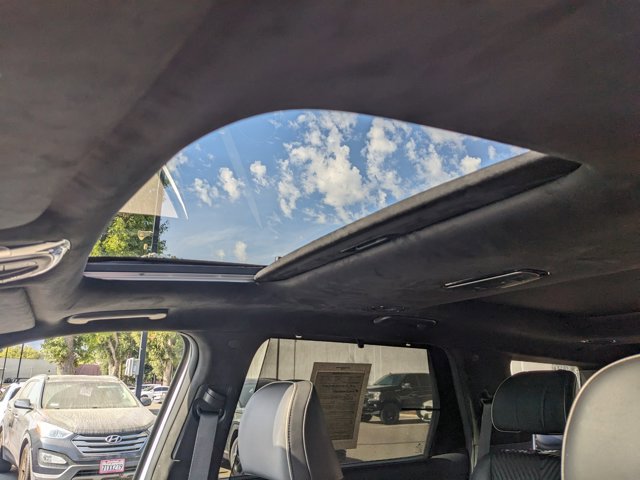 Used 2024 Hyundai Palisade Calligraphy image 16