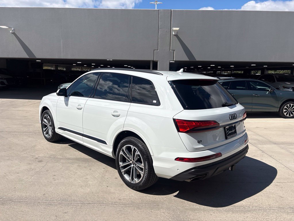 New 2026 Audi Q7 2.0T Premium AWD/4WD image 8
