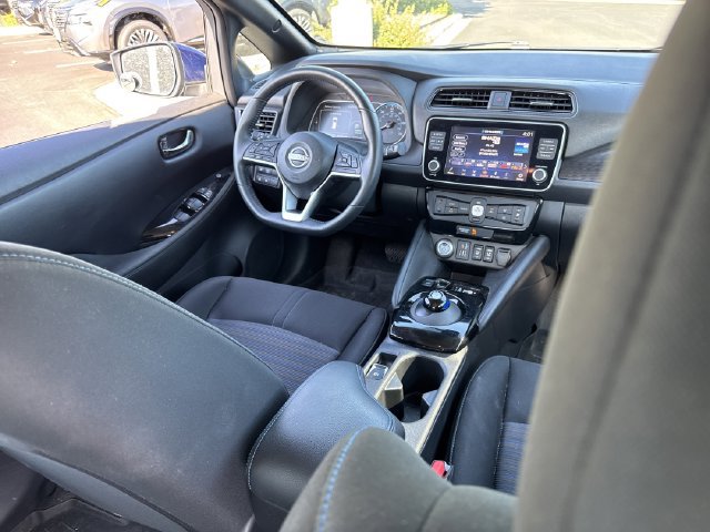Certified 2025 Nissan Leaf SV Plus FWD image 24