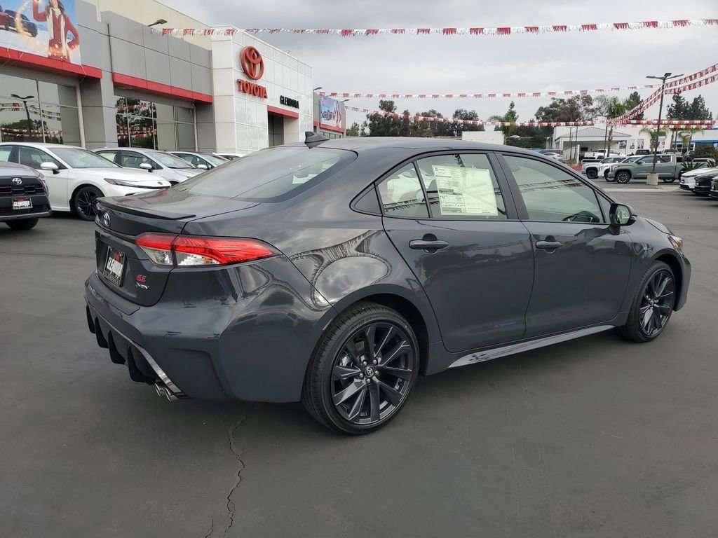 New 2026 Toyota Corolla SE image 3