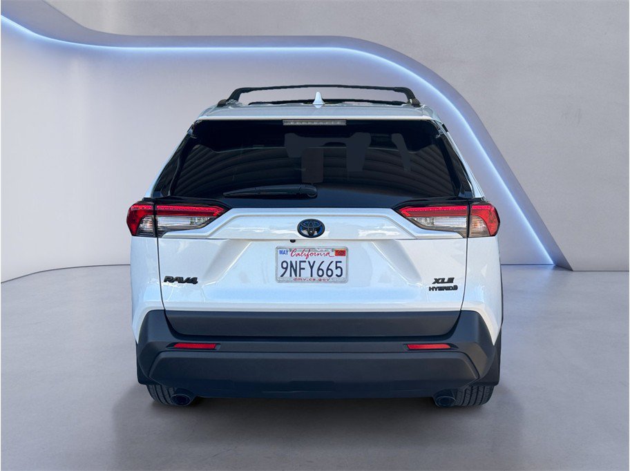 Used 2024 Toyota RAV4 XLE Premium w/ Weather Package AWD/4WD image 5