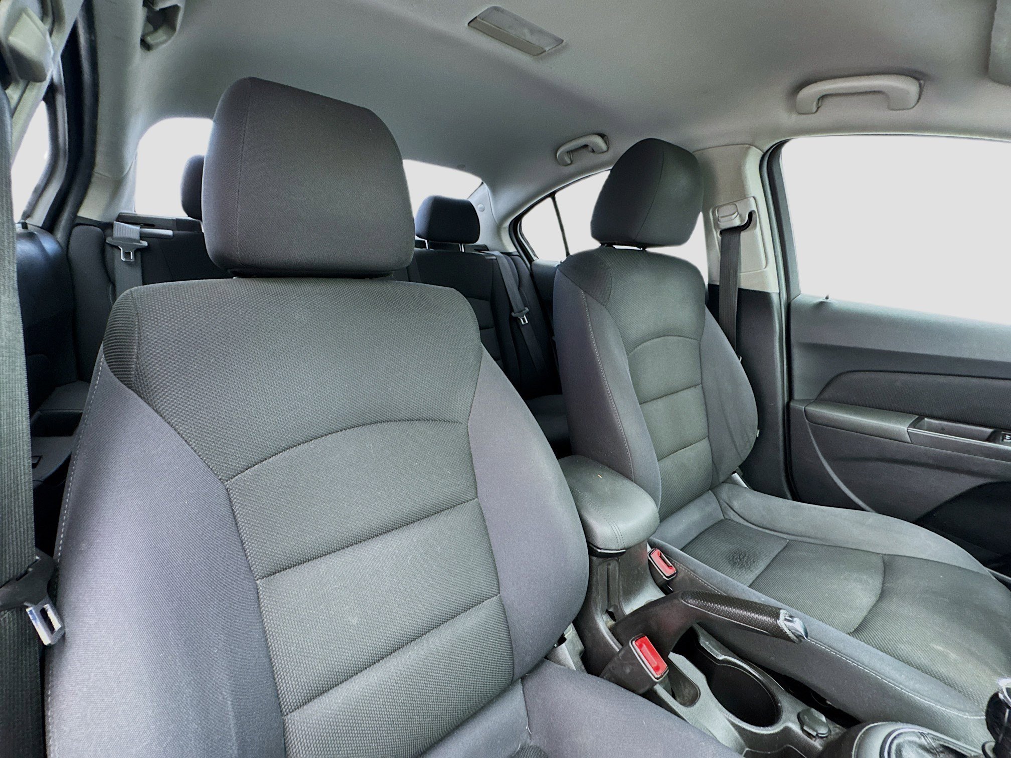 Used 2015 Chevrolet Cruze LT image 16