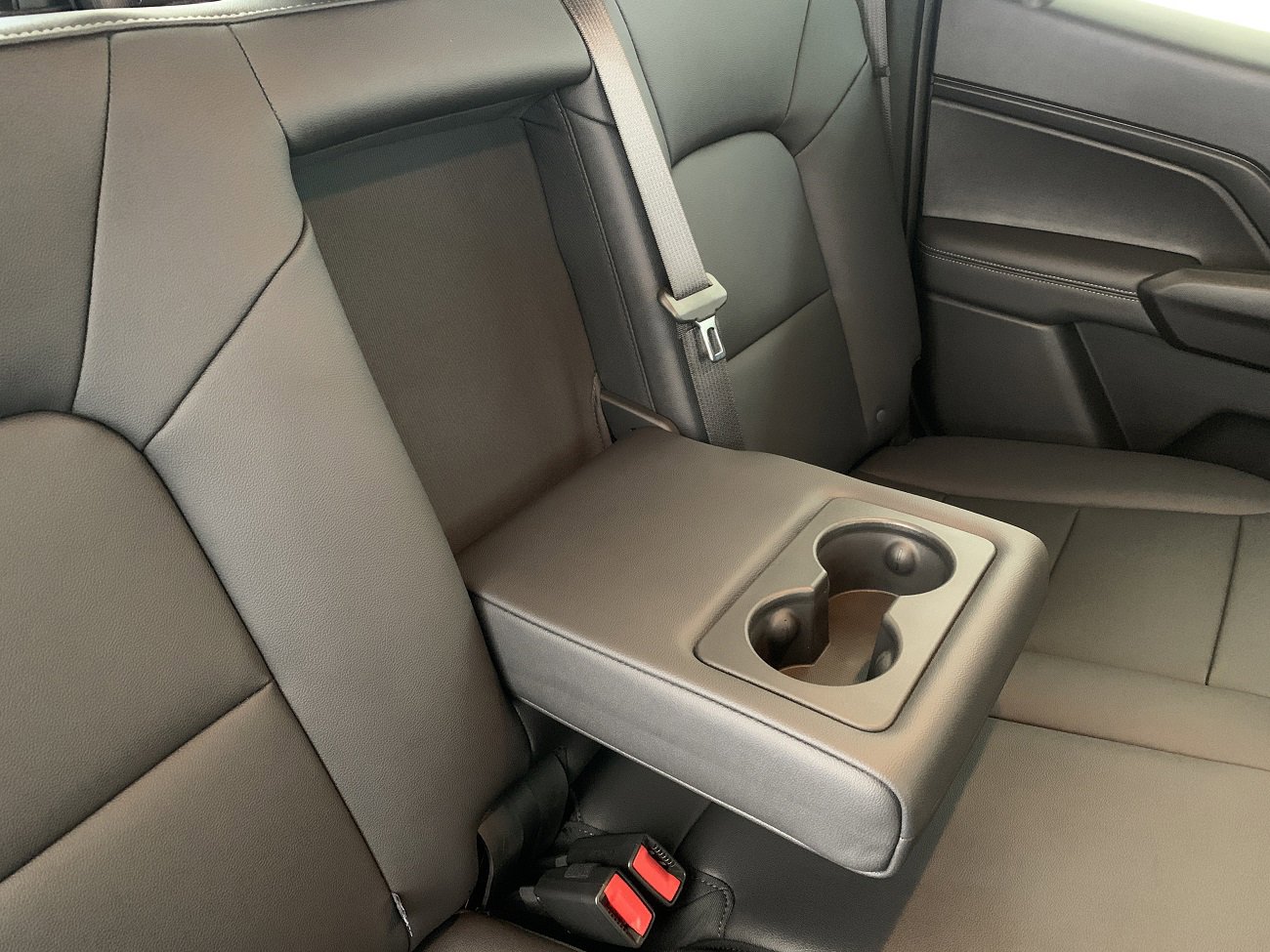 New 2024 Chevrolet Colorado LT w/ LT Convenience Package III image 38