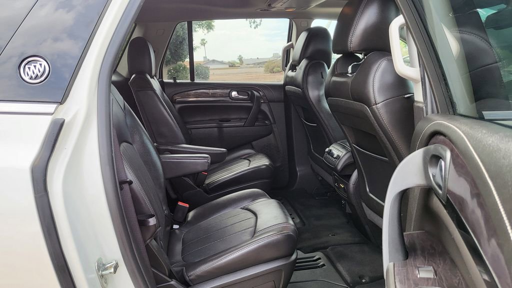 Used 2015 Buick Enclave Premium w/ Experience Buick Package FWD image 21