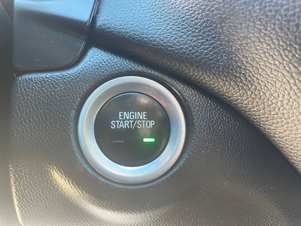 Used 2022 Chevrolet Equinox LT AWD/4WD image 37