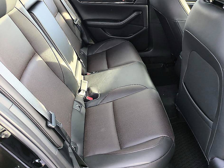 New 2026 MAZDA MAZDA3 2.5 S Hatchback w/ Premium Pkg FWD image 33