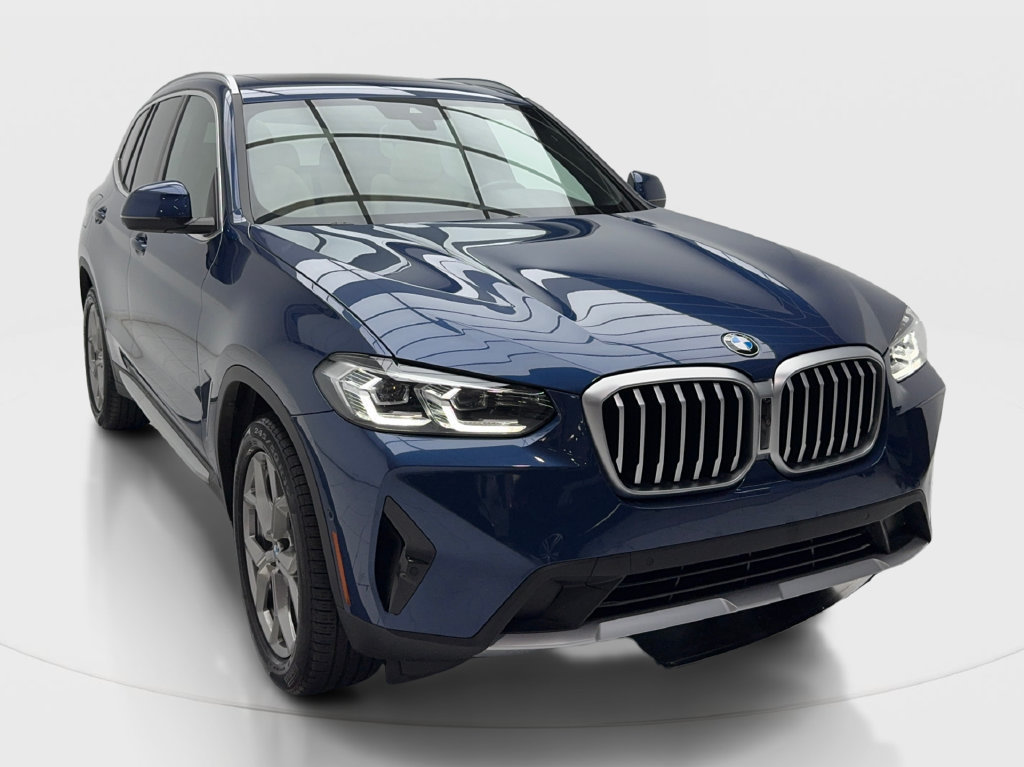 Used 2023 BMW X3 sDrive30i w/ Convenience Package RWD image 3