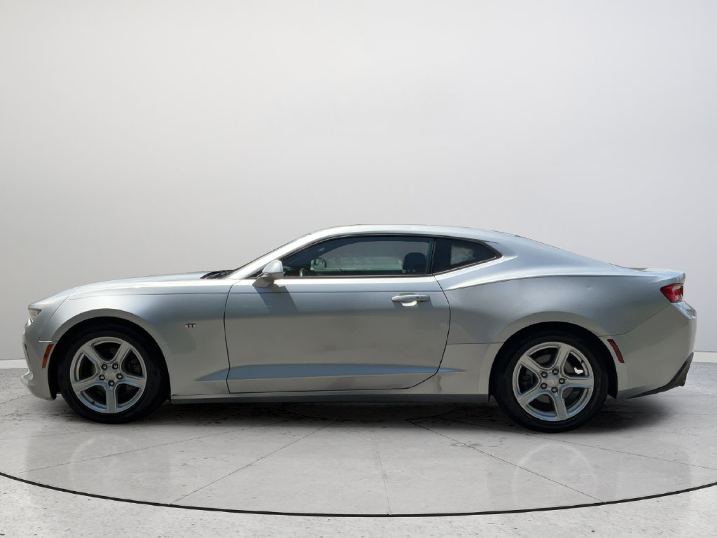 Certified 2018 Chevrolet Camaro LT RWD image 5