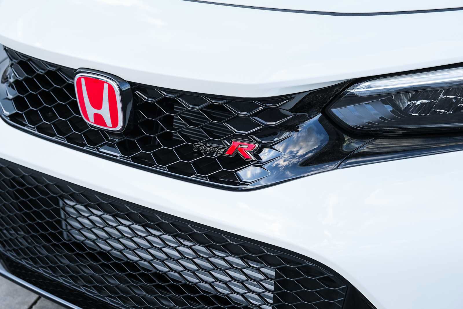 Used 2025 Honda Civic Type R image 3