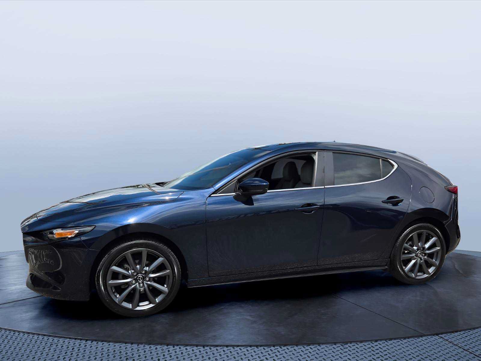Used 2023 MAZDA MAZDA3 s FWD image 13