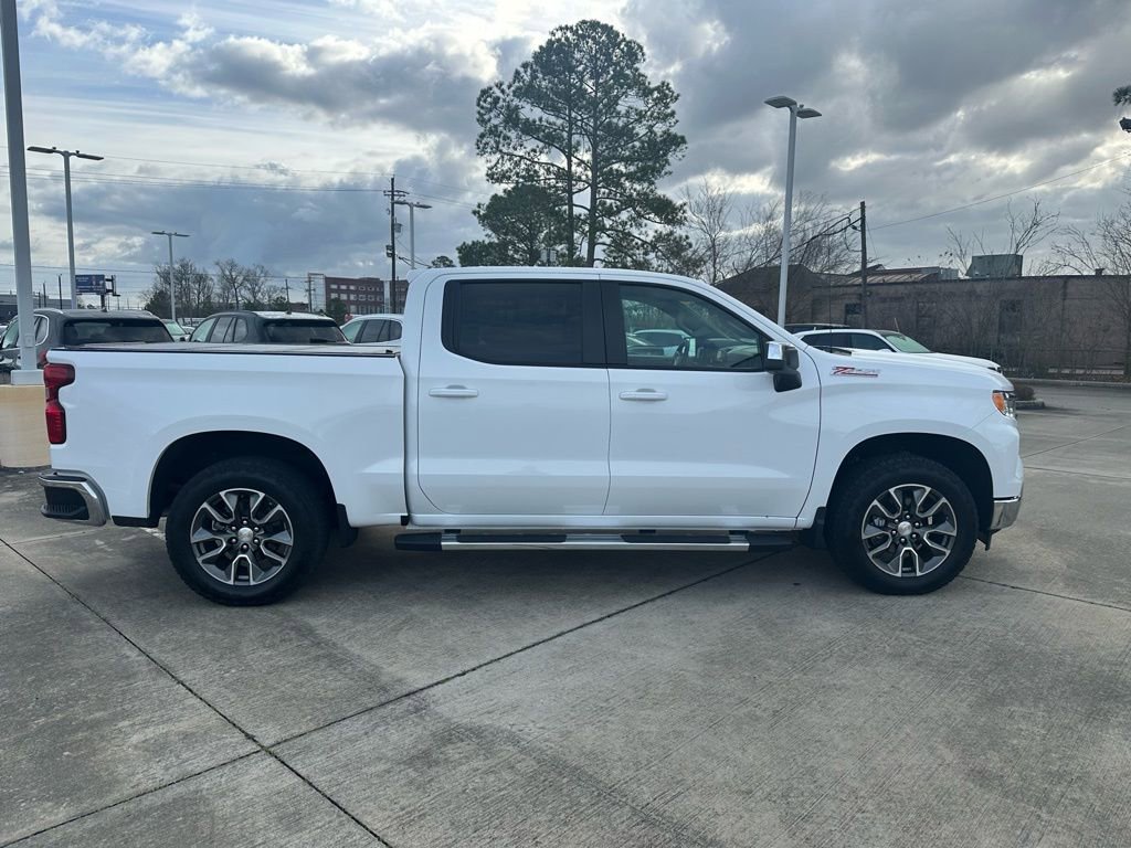Used 2025 Chevrolet Silverado 1500 LT w/ Z71 Off-Road Package image 4
