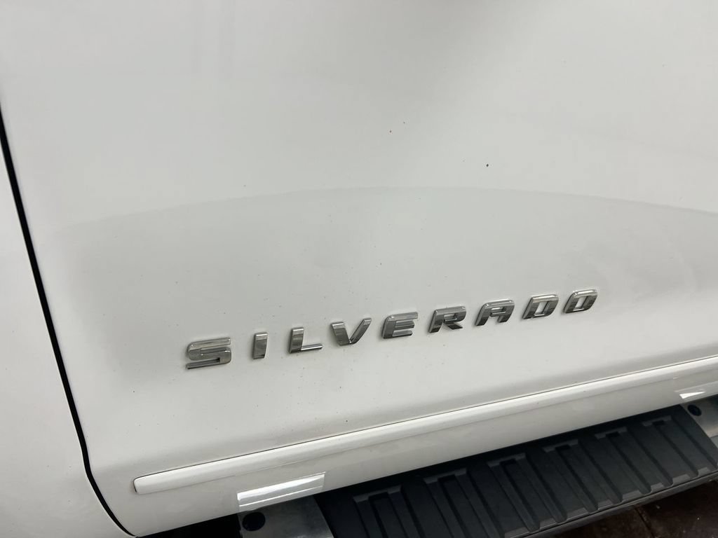 Used 2018 Chevrolet Silverado 1500 LT w/ All Star Edition AWD/4WD image 25