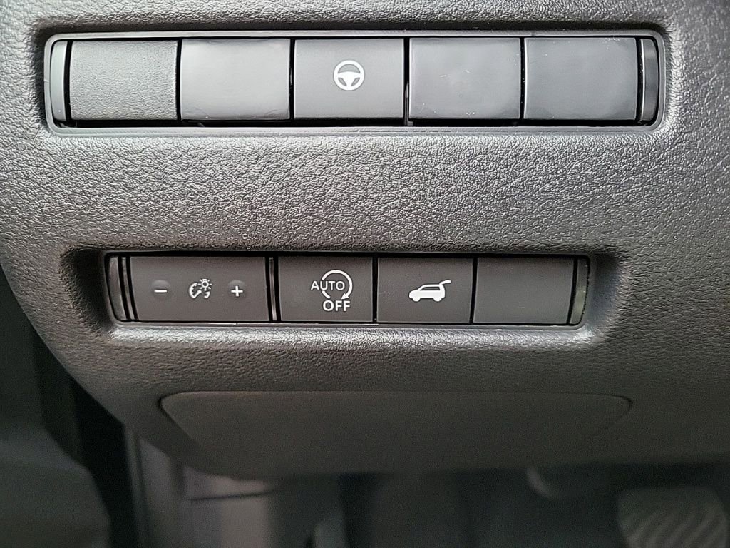 New 2026 Nissan Rogue SV w/ Cold Weather Package AWD/4WD image 22