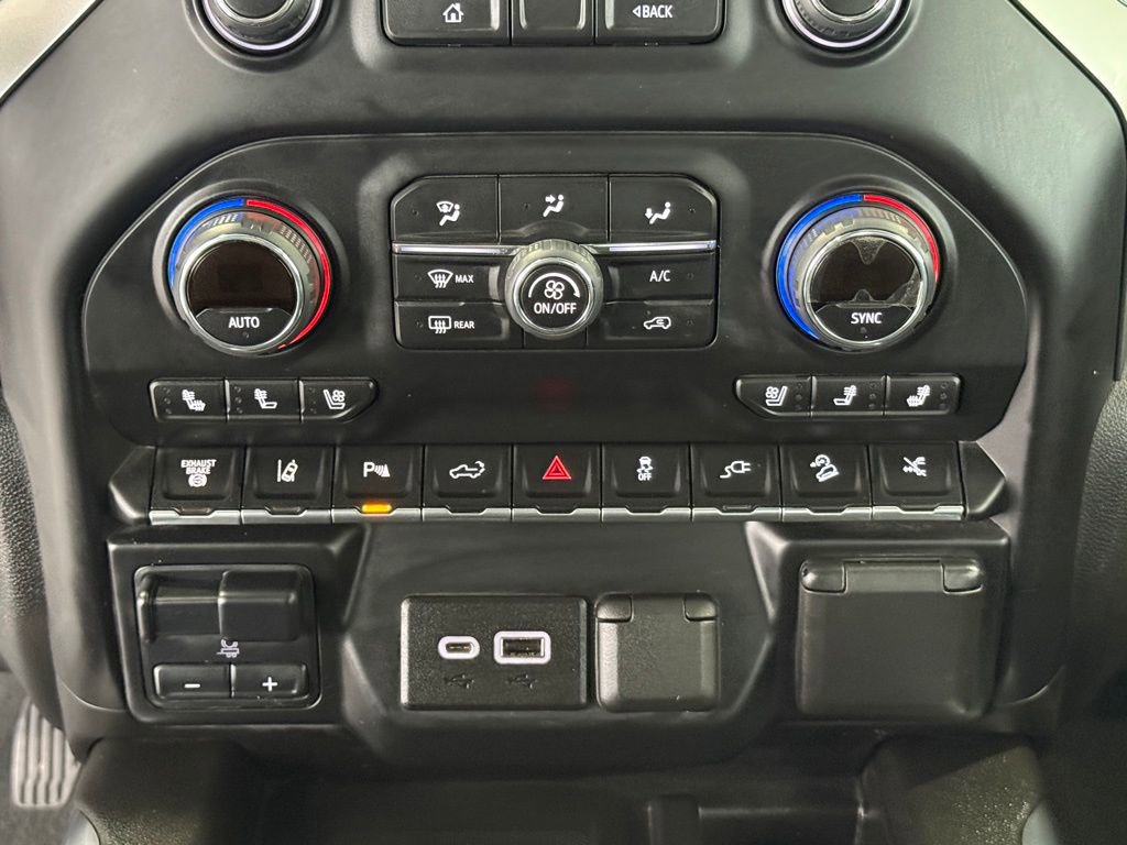 Used 2022 Chevrolet Silverado 2500 LTZ w/ LTZ Premium Package image 27