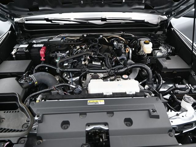 Used 2025 Toyota Tacoma TRD Off-Road AWD/4WD image 17