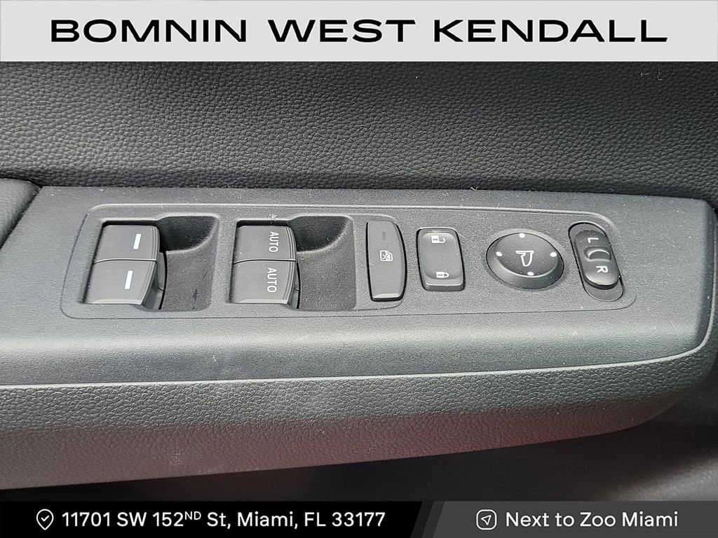 Used 2025 Honda CR-V EX image 29