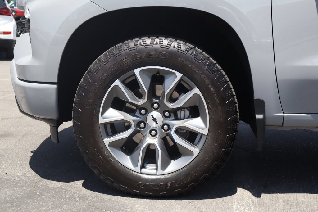 Used 2024 Chevrolet Silverado 1500 RST w/ Convenience Package II AWD/4WD image 14