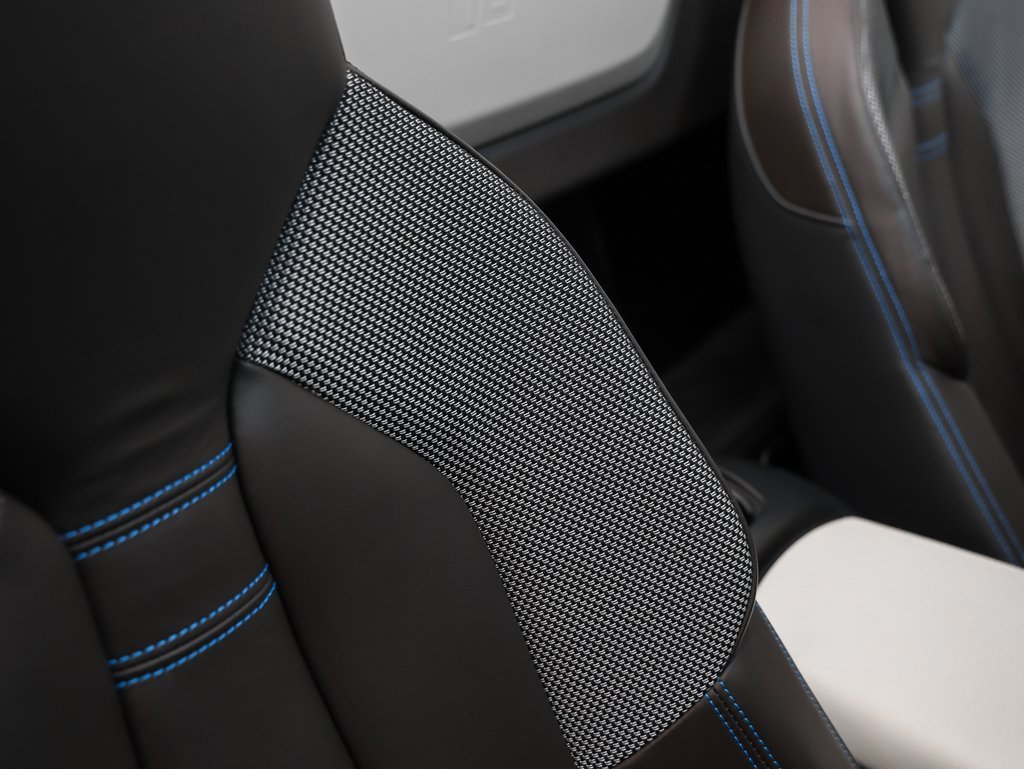 Used 2019 BMW i8 image 20