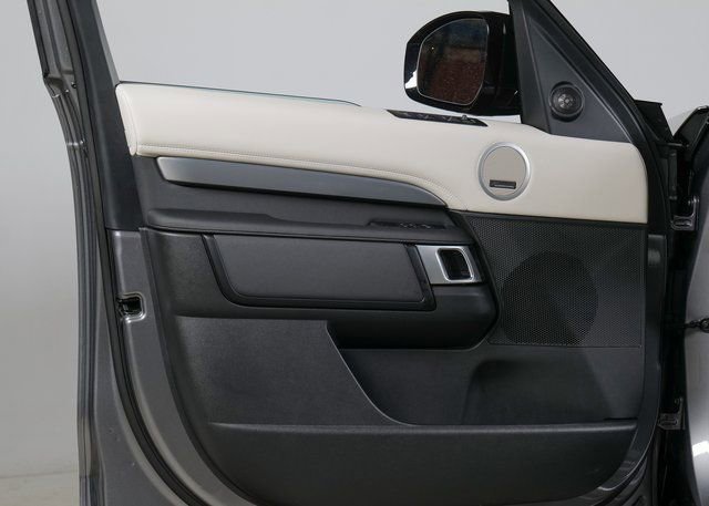 New 2026 Land Rover Discovery Dynamic SE AWD/4WD image 27