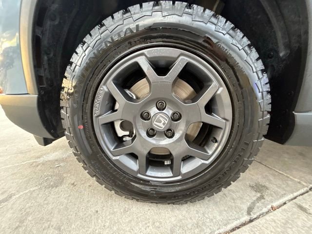Used 2025 Honda Pilot TrailSport image 37