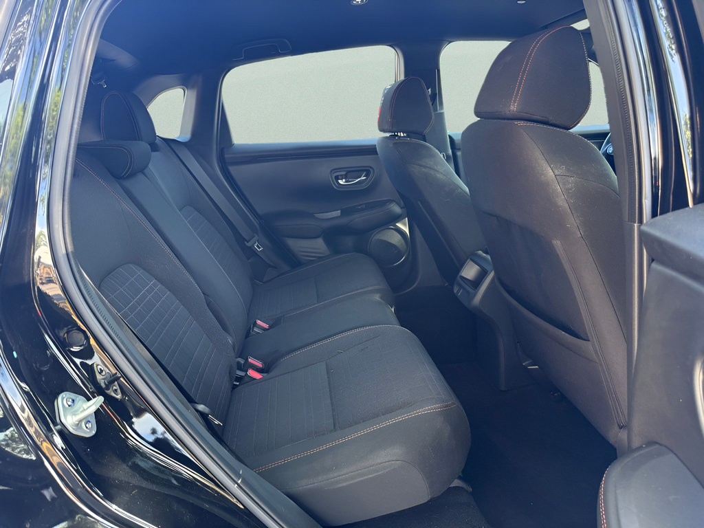 Used 2025 Honda HR-V Sport image 13