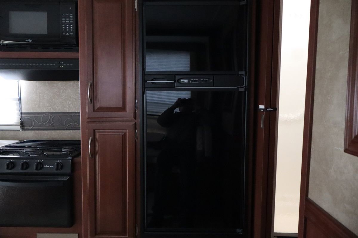 Used 2015 Ford E-450 and Econoline 450 Super Duty w/ Motorhome Prep Package image 38