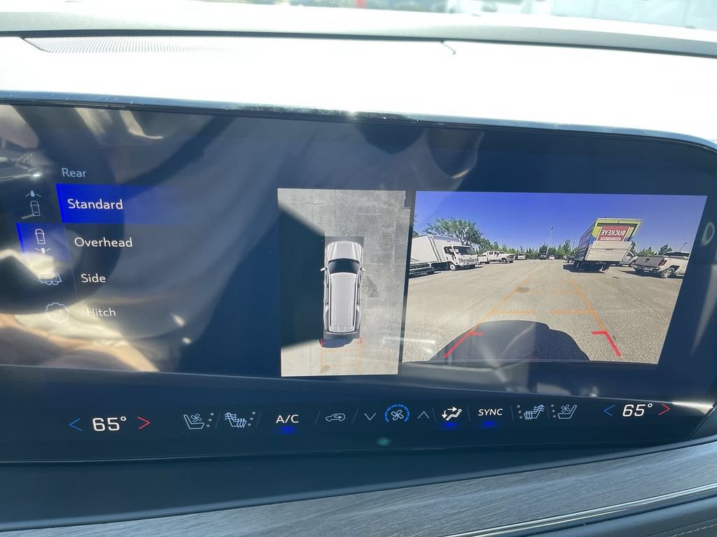 New 2026 Chevrolet Suburban High Country AWD/4WD image 17