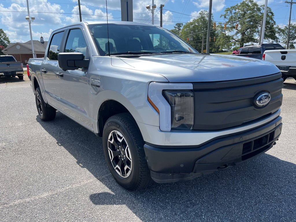 Used 2023 Ford F150 Lightning Pro w/ Tow Technology Package image 3