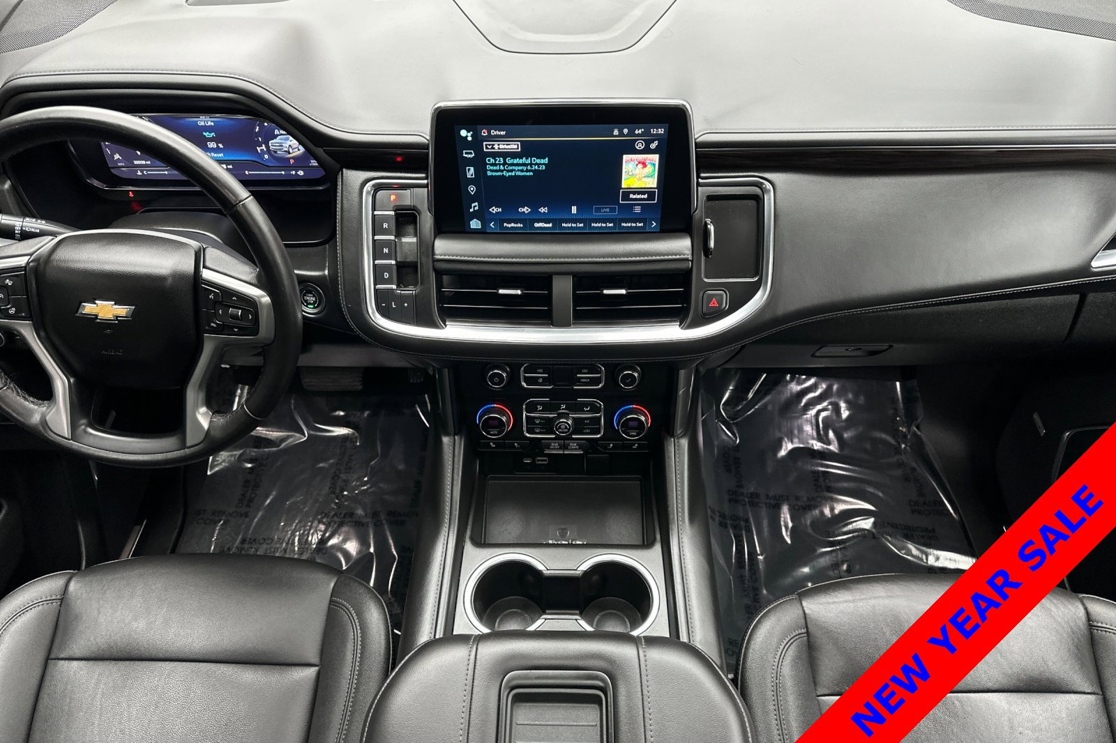 Used 2022 Chevrolet Tahoe LT w/ Luxury Package image 14