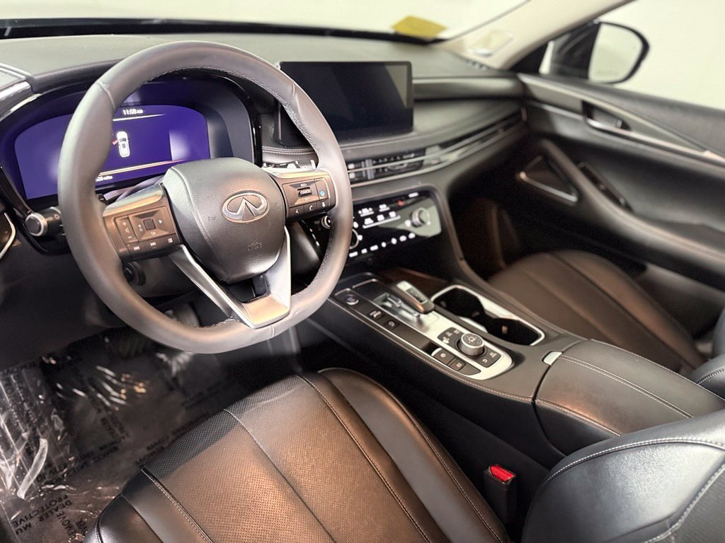 Used 2023 INFINITI QX60 Luxe w/ Performance Audio Package AWD/4WD image 18