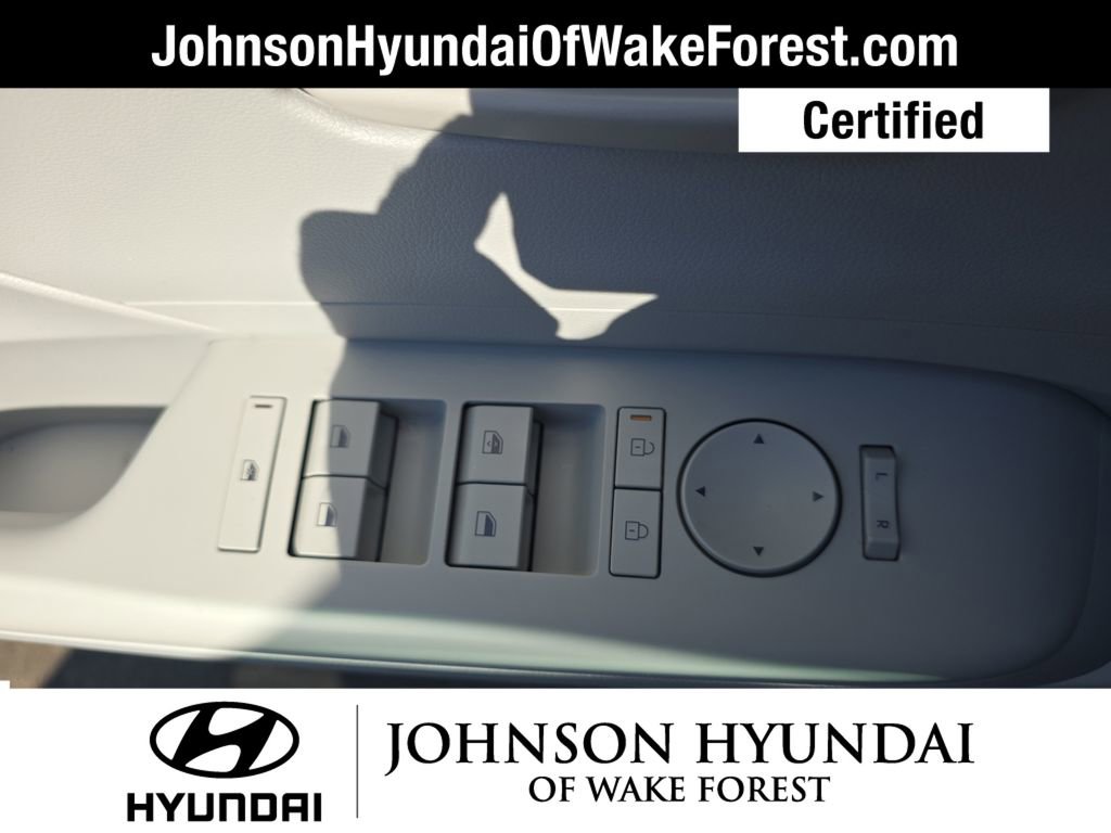 Certified 2026 Hyundai Kona SE image 38