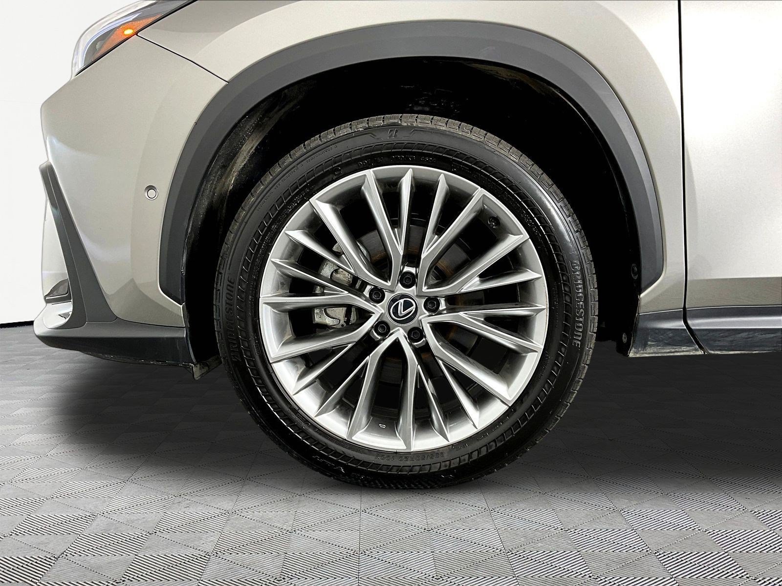 Used 2025 Lexus NX 350 AWD w/ Accessory Package (2T) image 33