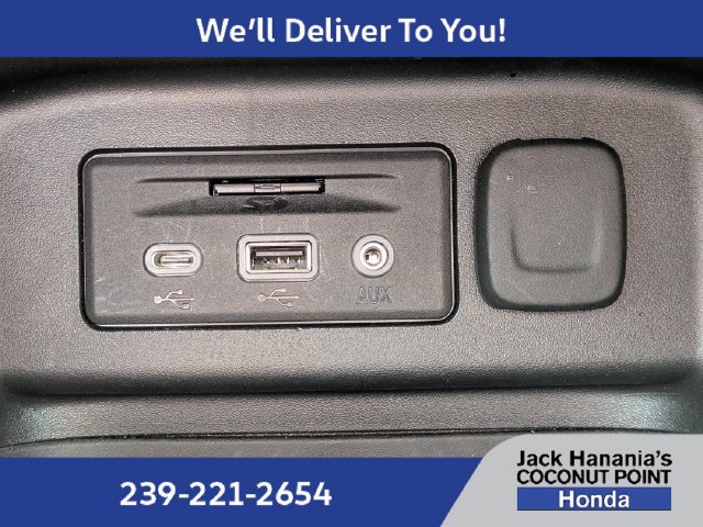 Used 2023 Chevrolet Equinox RS AWD/4WD image 27