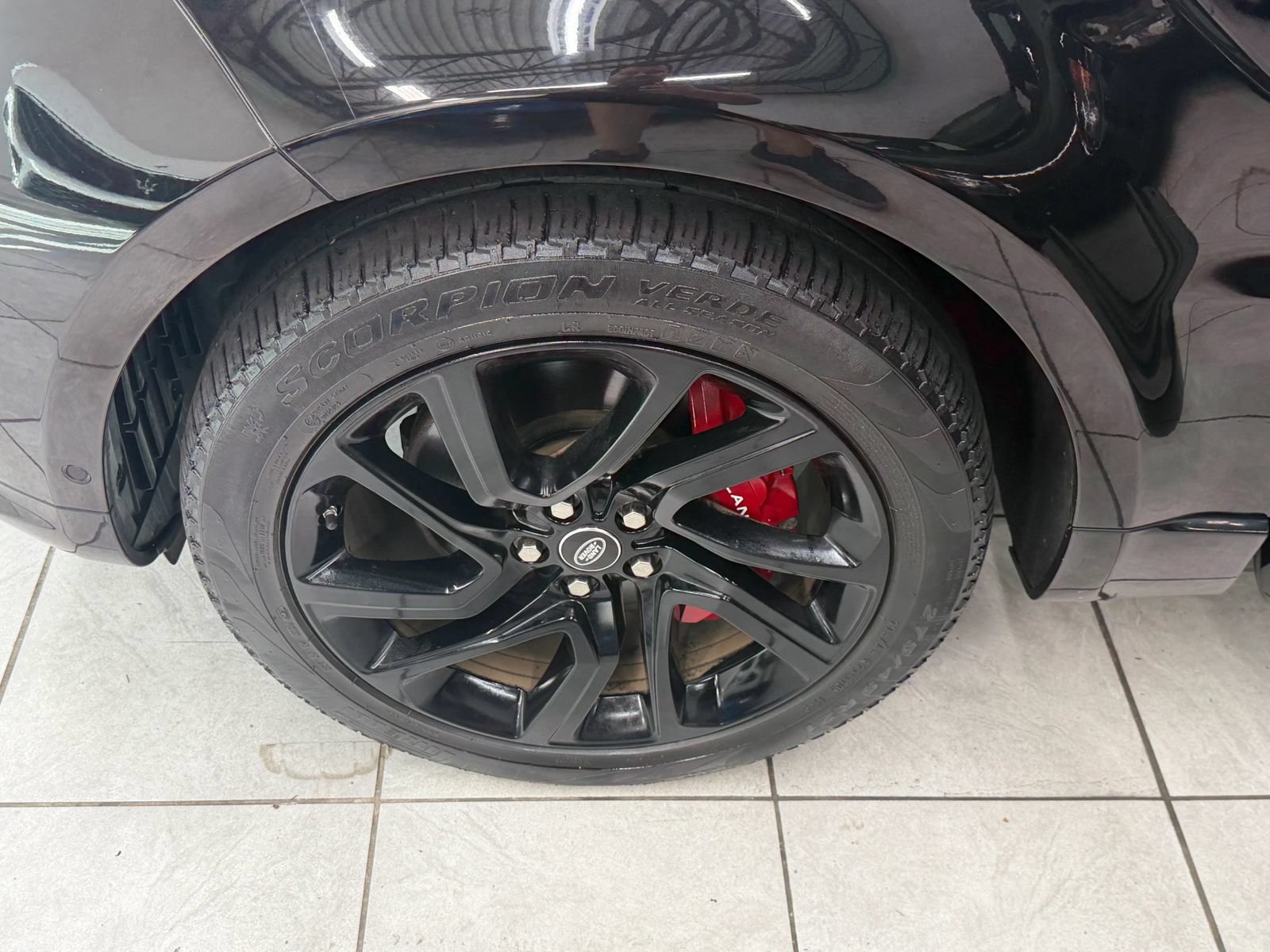 Used 2018 Land Rover Range Rover Sport HSE Dynamic AWD/4WD image 35