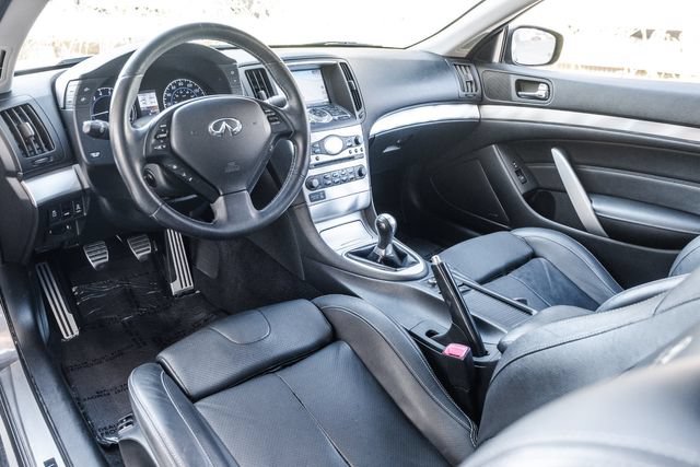 Used 2013 INFINITI G37 Sport RWD image 2