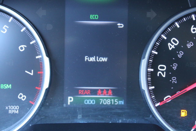 Used 2022 Toyota RAV4 XLE FWD image 21