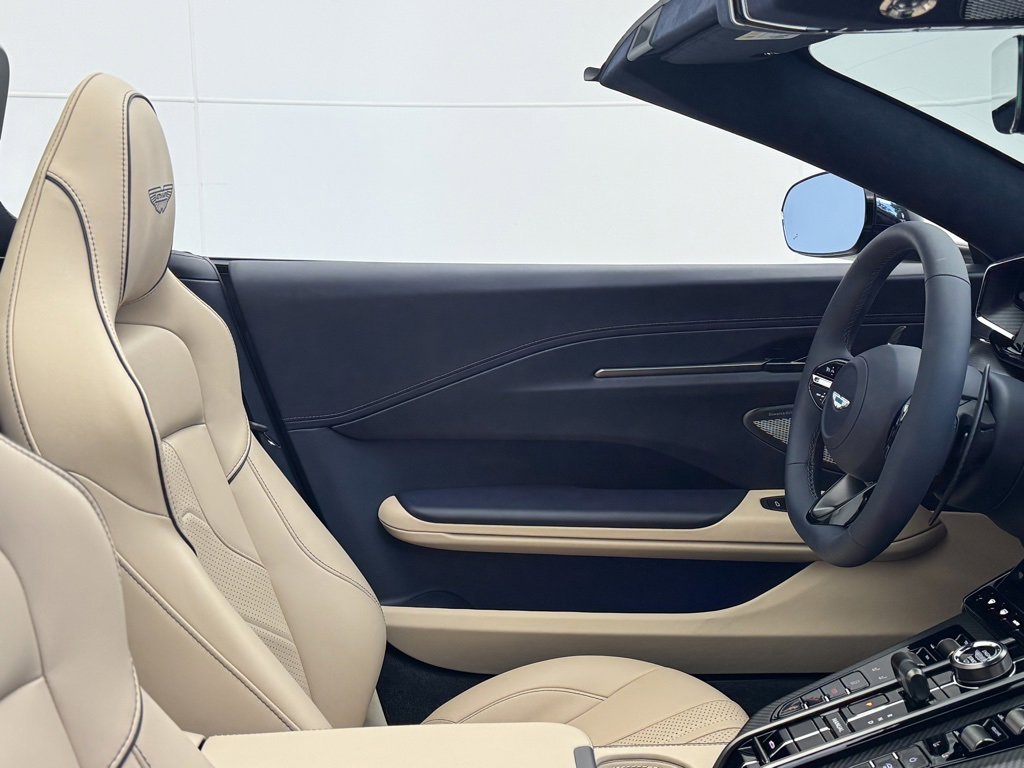 New 2026 Aston Martin V8 Vantage Roadster image 28