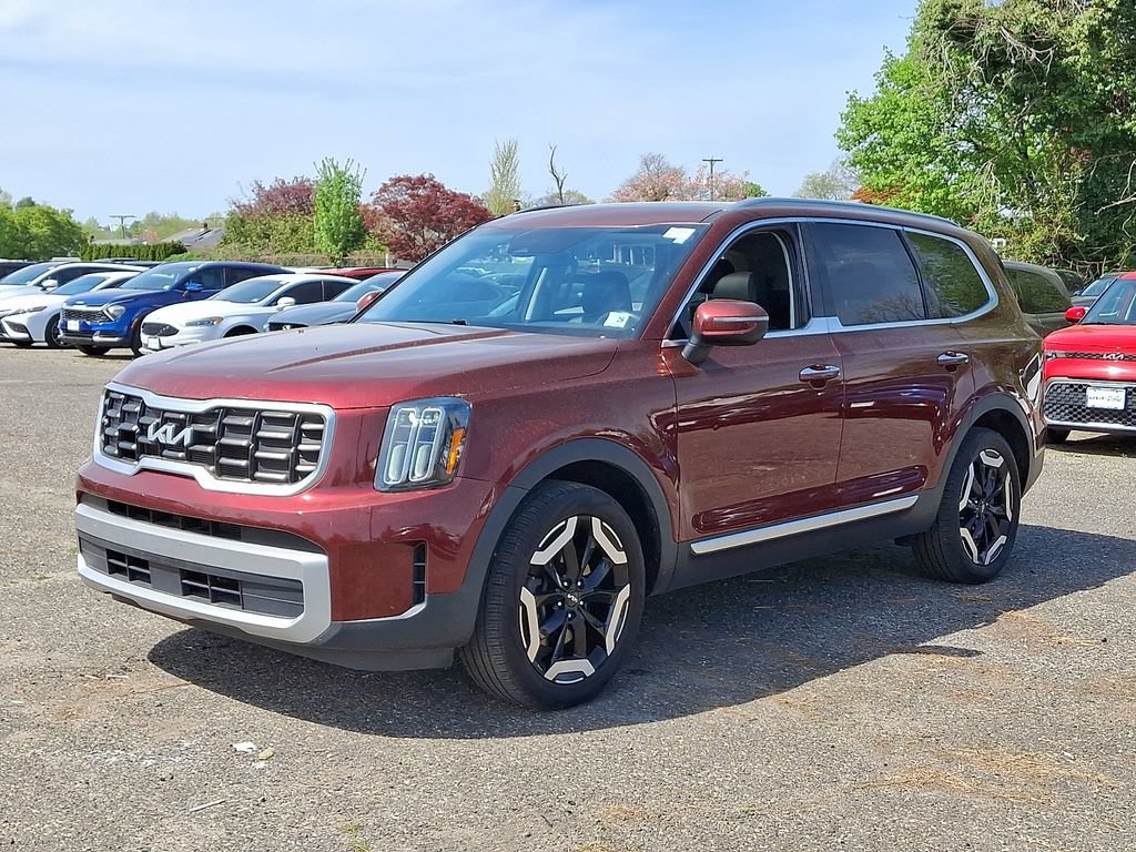 Used 2023 Kia Telluride S w/ S Sunroof Package AWD/4WD image 3