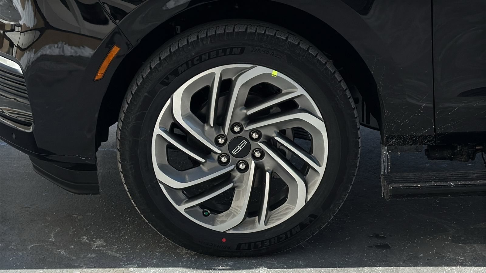 New 2026 Lincoln Navigator Reserve AWD/4WD image 4