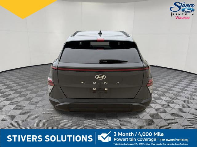 Used 2025 Hyundai Kona SEL FWD image 7