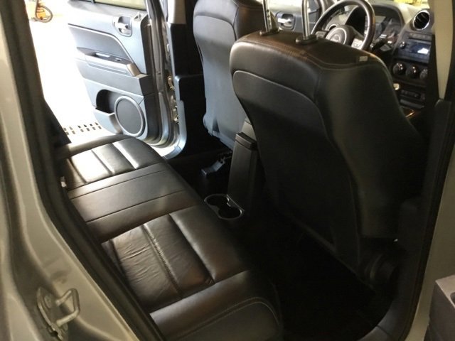 Used 2017 Jeep Patriot Sport image 39