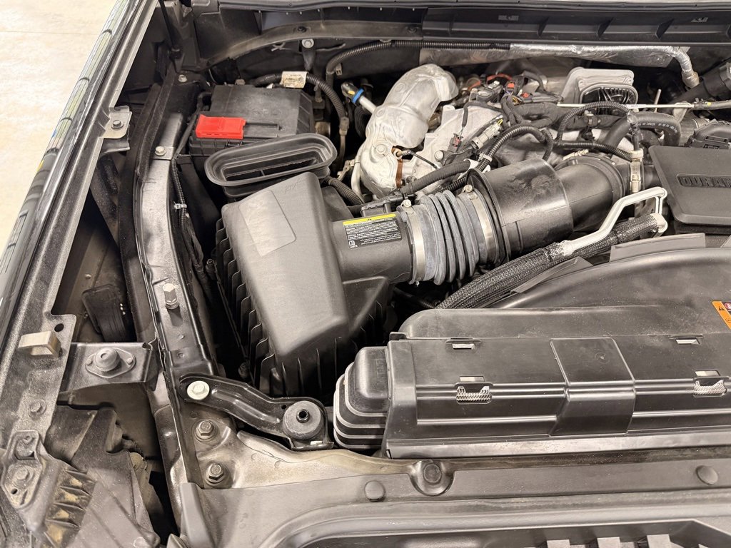 Used 2024 Chevrolet Silverado 2500 LT w/ Midnight Edition image 56