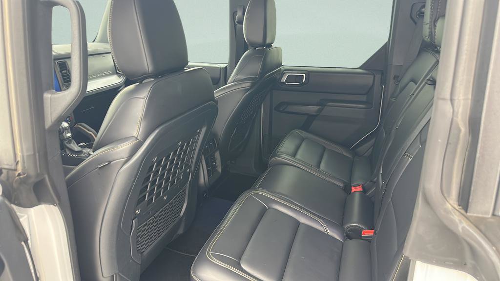 Used 2025 Ford Bronco Badlands AWD/4WD image 10