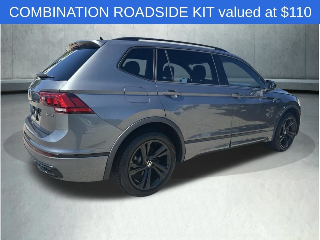 Used 2023 Volkswagen Tiguan SE R-Line AWD/4WD image 7