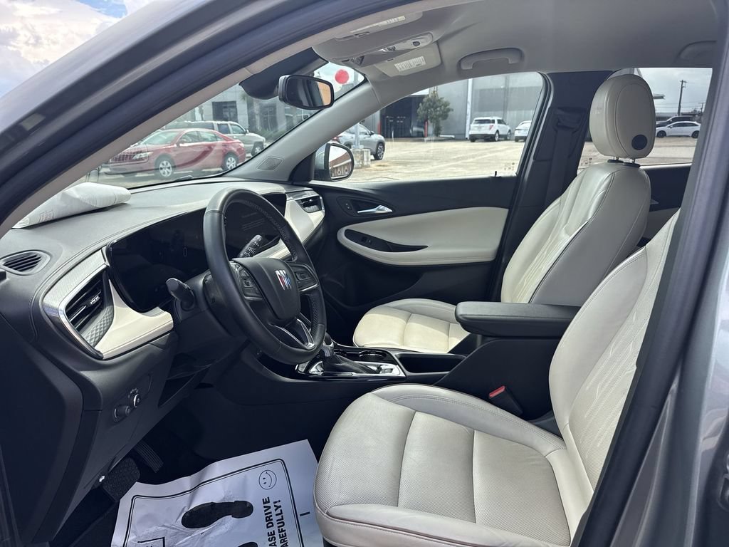 Used 2024 Buick Encore GX Avenir AWD/4WD image 13